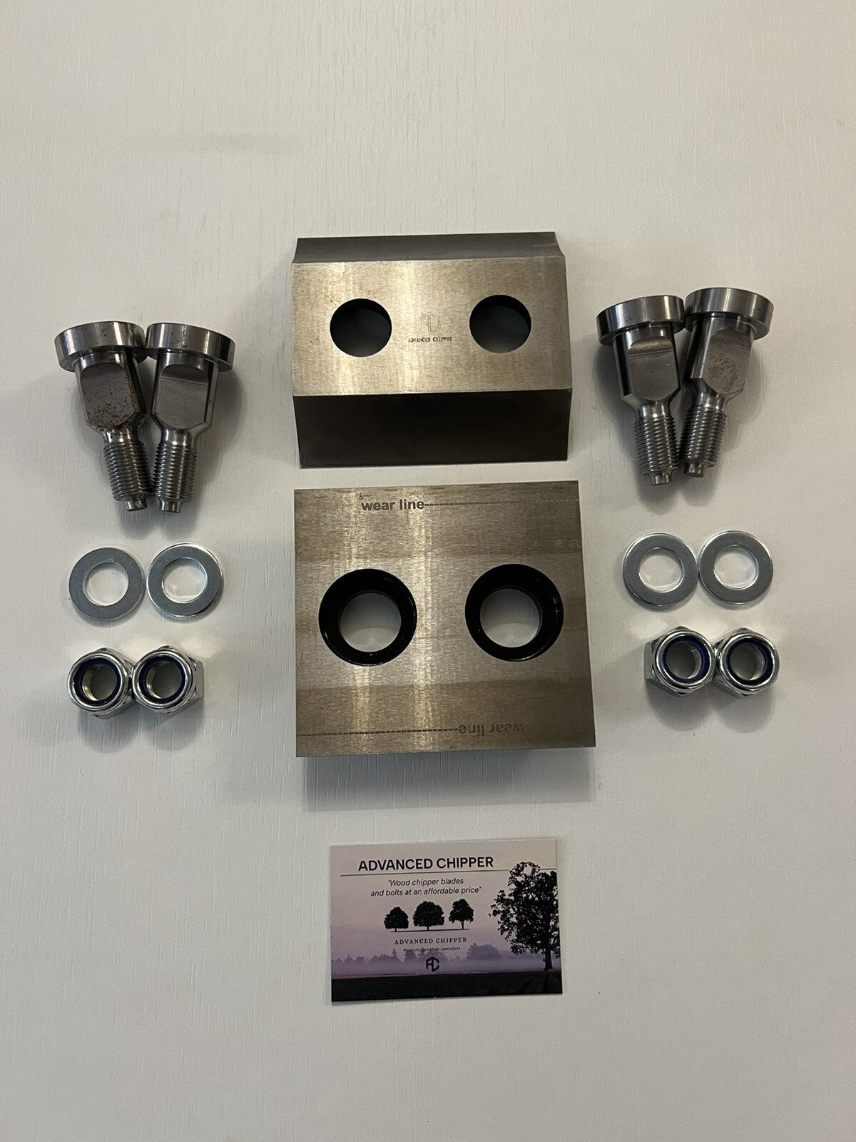 Chipper blades to fit Timberwolf 160&240 machines+ Fitting Bolts (BRAND NEW SET)